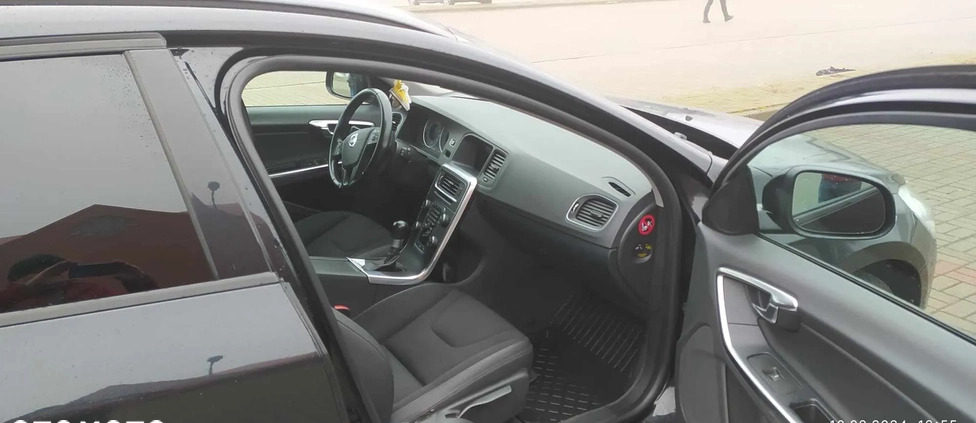 Volvo V60 cena 29500 przebieg: 269000, rok produkcji 2012 z Siedlce małe 121